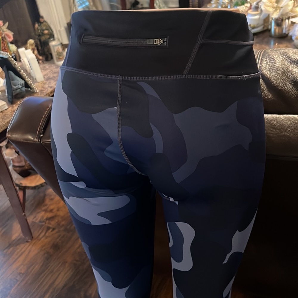 Athleta Blue Camo Leggings - Picture 3 of 5